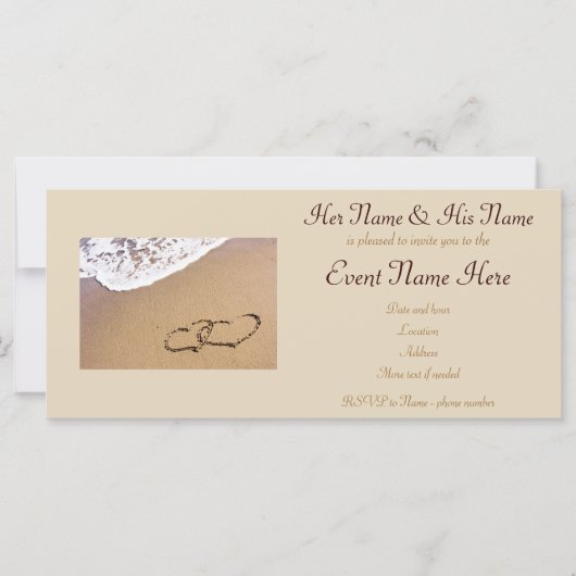 2つのハートが砂の中に (正面)