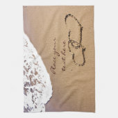 2つのハートが砂の中に キッチンタオル (縦)