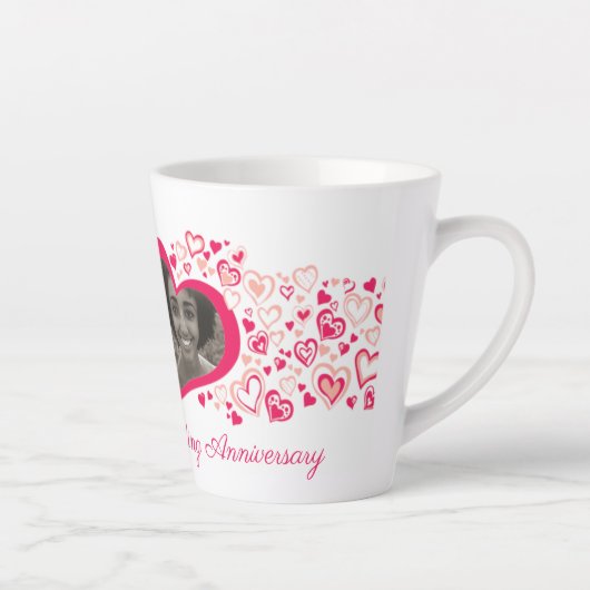2つのハートカスタム結婚記念日の写真 カフェラテマグ (右)