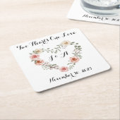 2つのハートワンラブピンククリームバラ スクエアペーパーコースター (アングル)