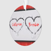 2つのハート新鮮な白い雪赤コルゲートメタル オーナメント (正面)