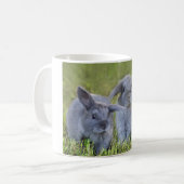 2つのバニーのマグ コーヒーマグカップ (正面左)