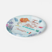 2つのブルーオラン人魚の女の子の2番目の誕生日に ペーパープレート (アングル)