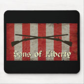 2つのマスケット銃が付いている自由の旗の息子 マウスパッド (正面)
