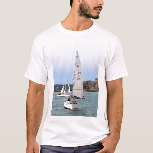 2つのレーシングヨット Tシャツ (正面)