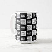 2つのロゴまたはイメージの繰り返しパターン コーヒーマグカップ (正面左)