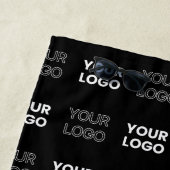 2つのロゴまたはイメージの繰り返しパターン ビーチタオル (インサイチュ)