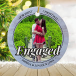 2つの写真の私たちの初めてのクリスマス婚約したフェイク大理石 セラミックオーナメント<br><div class="desc">2つの写真の私たちの初めてのクリスマス婚約したフェイク大理石</div>