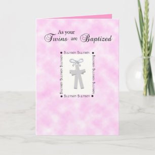 2つの十字との中型のピンクの双生児の洗礼カード カード
