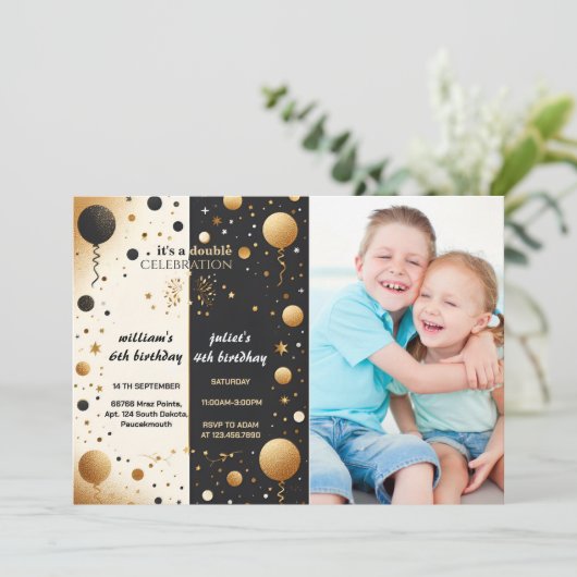 2つの可愛いツインシンプルブラックモダン誕生日 招待状 (スタンド正面)
