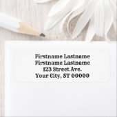 2つの名前を持つカップルのための差出人住所ラベル ラベル (インサイチュ)