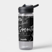 2つの名前カップルのパターンのモノグラム黒グレー白 ウォーターボトル (左面)