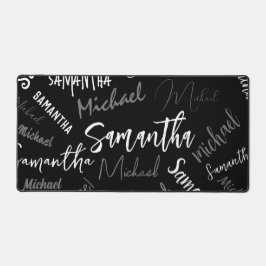 2つの名前カップルのパターンのモノグラム黒グレー白 デスクマット