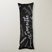 2つの名前カップルのパターンのモノグラム黒グレー白 ボディピロー (裏面 (縦))