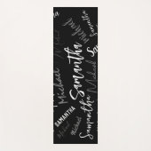 2つの名前カップルのパターンのモノグラム黒グレー白 ヨガマット (正面)