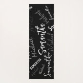 2つの名前カップルのパターンのモノグラム黒グレー白 ヨガマット (裏面)