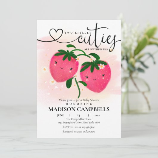 2つの小さなかわいこちゃんが道のイチゴ 招待状 (スタンド正面)