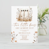 2つの小さなボース幽霊ワイルドフラワーツインベビーシャワー 招待状 (スタンド正面)