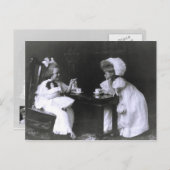 2つの小さな女の子アットアティーパーティー ポストカード (正面/裏面)