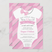 2つの小さな足ベビーシャワー招待状 招待状 (正面/裏面)