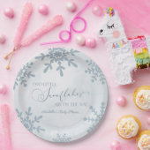 2つの小さな雪の結晶の冬双生児の赤ちゃんシャワー ペーパープレート (パーティー)