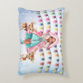 2つの小さな鹿とクリスマスライトを持つ女の子 アクセントクッション (正面(垂直))