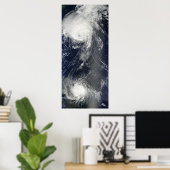 2つの強い嵐が大西洋に広がる海 ポスター (ホームオフィス)