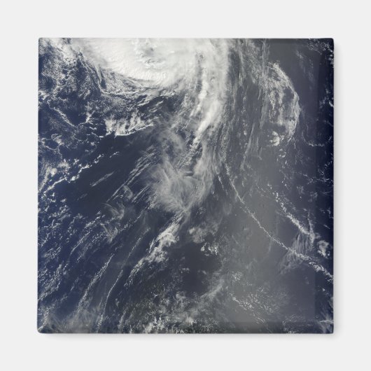 2つの強い嵐が大西洋に広がる海 マグネット (正面)