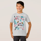 2つの忙しハチとピンクのさくらんぼの花の枝 Tシャツ (正面フル)