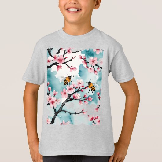 2つの忙しハチとピンクのさくらんぼの花の枝 Tシャツ (正面)