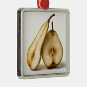 2つの梨の半分 – 私の甘いと完璧な半分 メタルオーナメント (右)