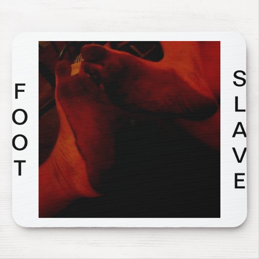 2つの汚れた足 マウスパッド (正面)