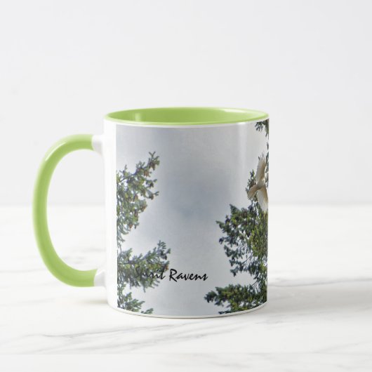 2つの珍し飛んでいるい白いラヴェンス野生生物写真 マグカップ (左)