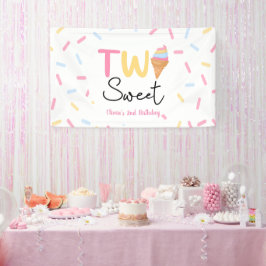 2つの甘いアイスクリーム第2の誕生日パーティー 横断幕