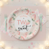 2つの甘いイチゴ子供の誕生日 ペーパープレート