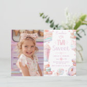 2つの甘いキャンディパステル写真2番目の誕生日 招待状 (スタンド正面)