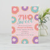 2つの甘いドーナツの子供の誕生日招待状 招待状 (スタンド正面)