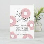 2つの甘いピンクドーナツ女の子2nd誕生日 招待状 (スタンド正面)