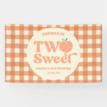 2つの甘いピーチフルーツ第2の誕生日パーティー