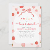 2つの甘い2番目の弓ストロベリーフォト誕生日 招待状 (正面)