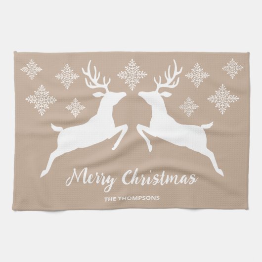 2つの白い鹿のベージュと雪片と文字 キッチンタオル (横)