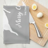 2つの白い鹿の灰色と雪片と文字 キッチンタオル (四つ折り)