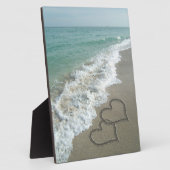 2つの砂のハートのビーチ、ロマンチックな海 フォトプラーク (側面)