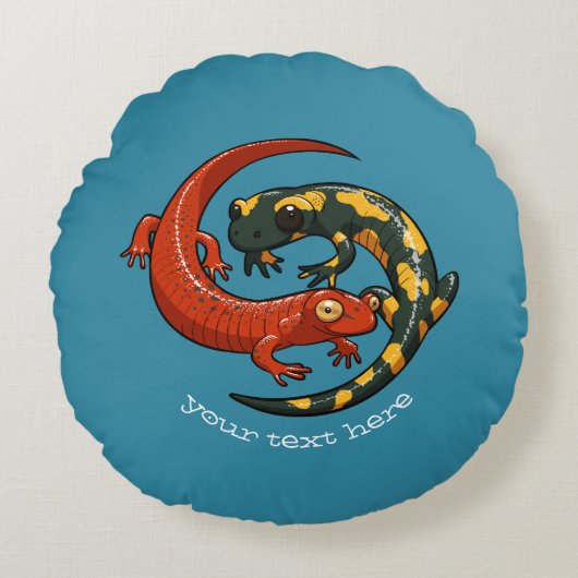 2つの絡み合った笑顔のサラマンダーの友人の漫画 ラウンドクッション (正面)