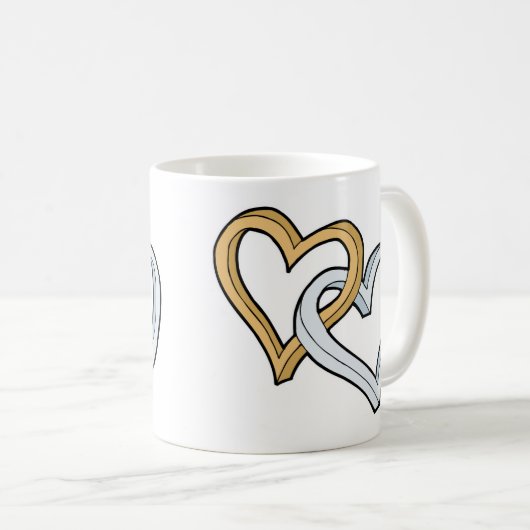 2つの絡み合わせたハート コーヒーマグカップ (正面右)