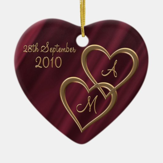 2つの編まれた金ゴールドのハート セラミックオーナメント (正面)