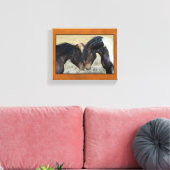 2つの茶色の野生の馬のヌズリング キャンバスプリント (インサイチュ (リビング))