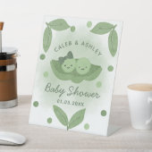 2つの豆のポッドツイン女の子の男の子の赤ちゃんシャワーへようこそ 台座サイン (インサイチュ)