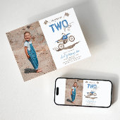 2つの速いオフロードバイクの誕生日招待状 招待状