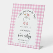 2つの間抜けグースピンク2ndバースデーウェルカムサイン 台座サイン (正面)